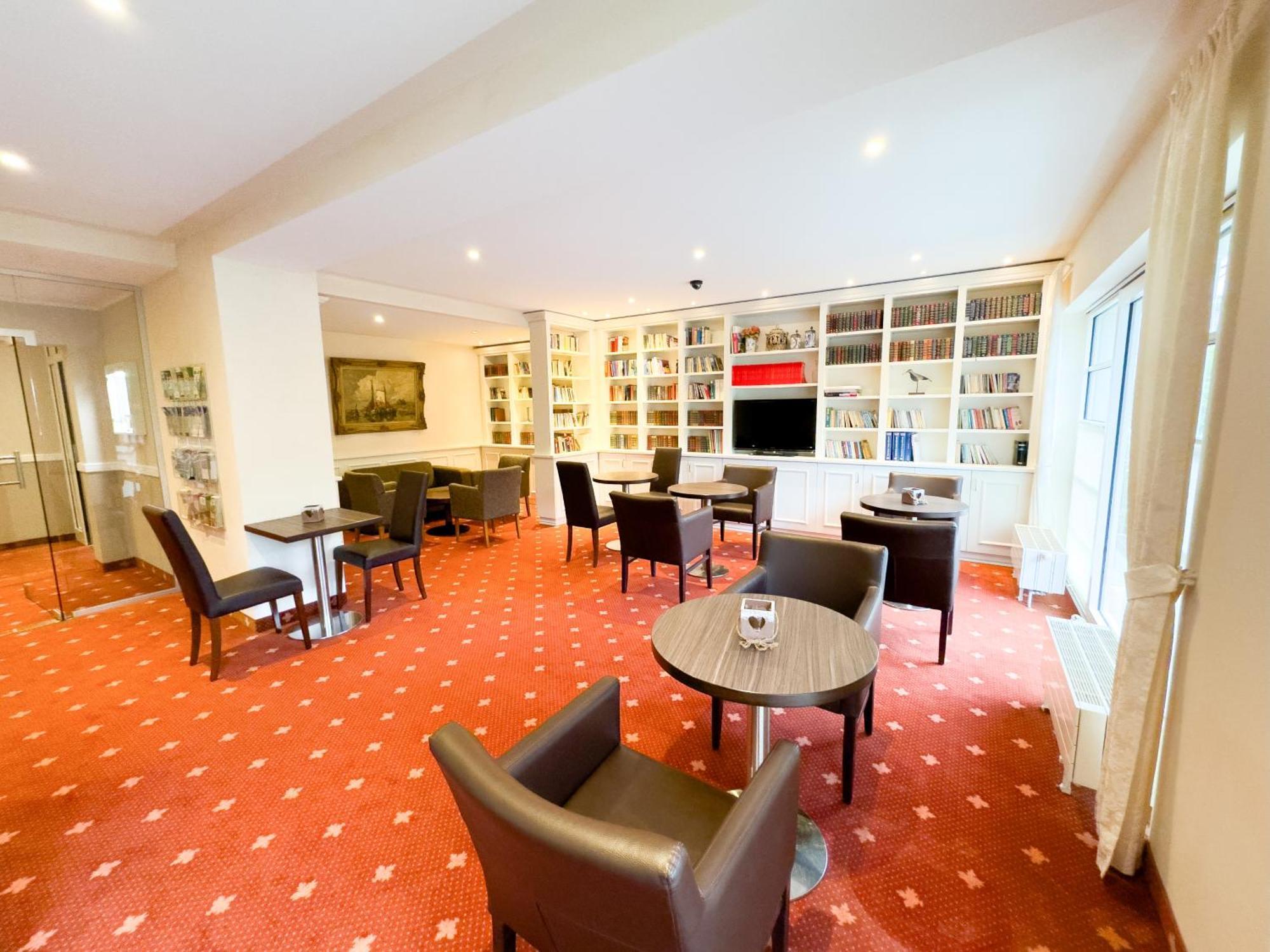 Hotel Villa Gropius Тимендорфер Странд Екстериор снимка