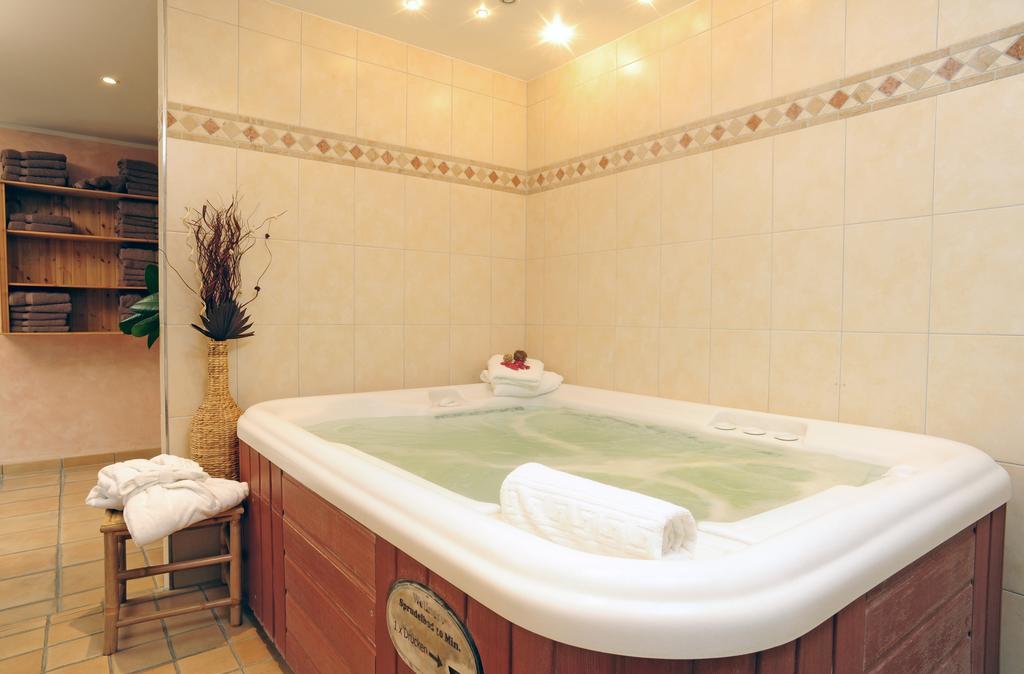 Hotel Villa Gropius Тимендорфер Странд Екстериор снимка