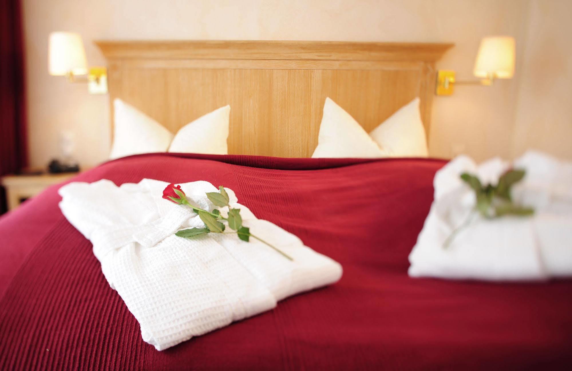 Hotel Villa Gropius Тимендорфер Странд Екстериор снимка
