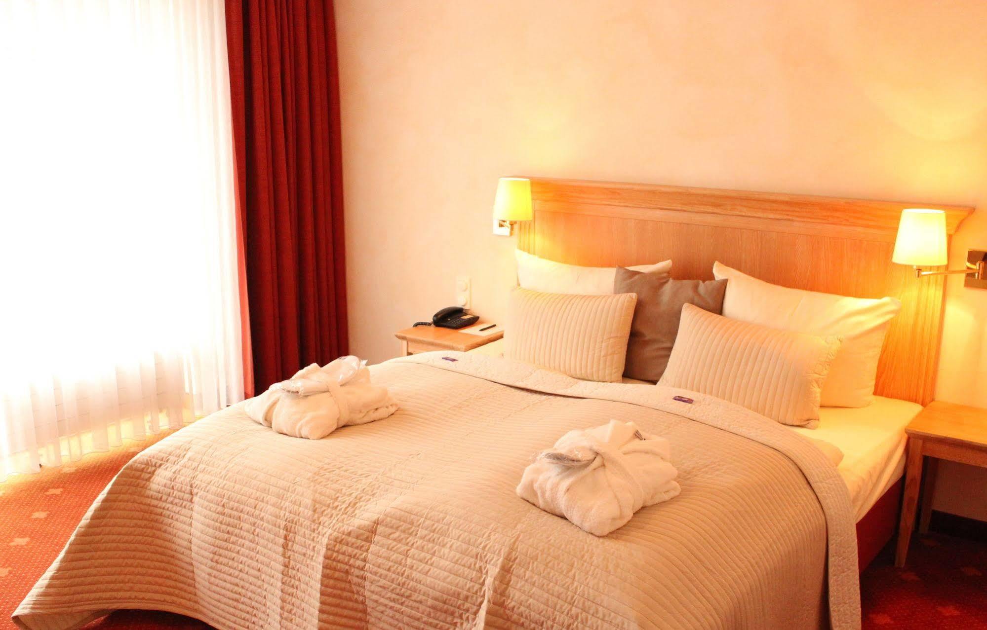 Hotel Villa Gropius Тимендорфер Странд Екстериор снимка