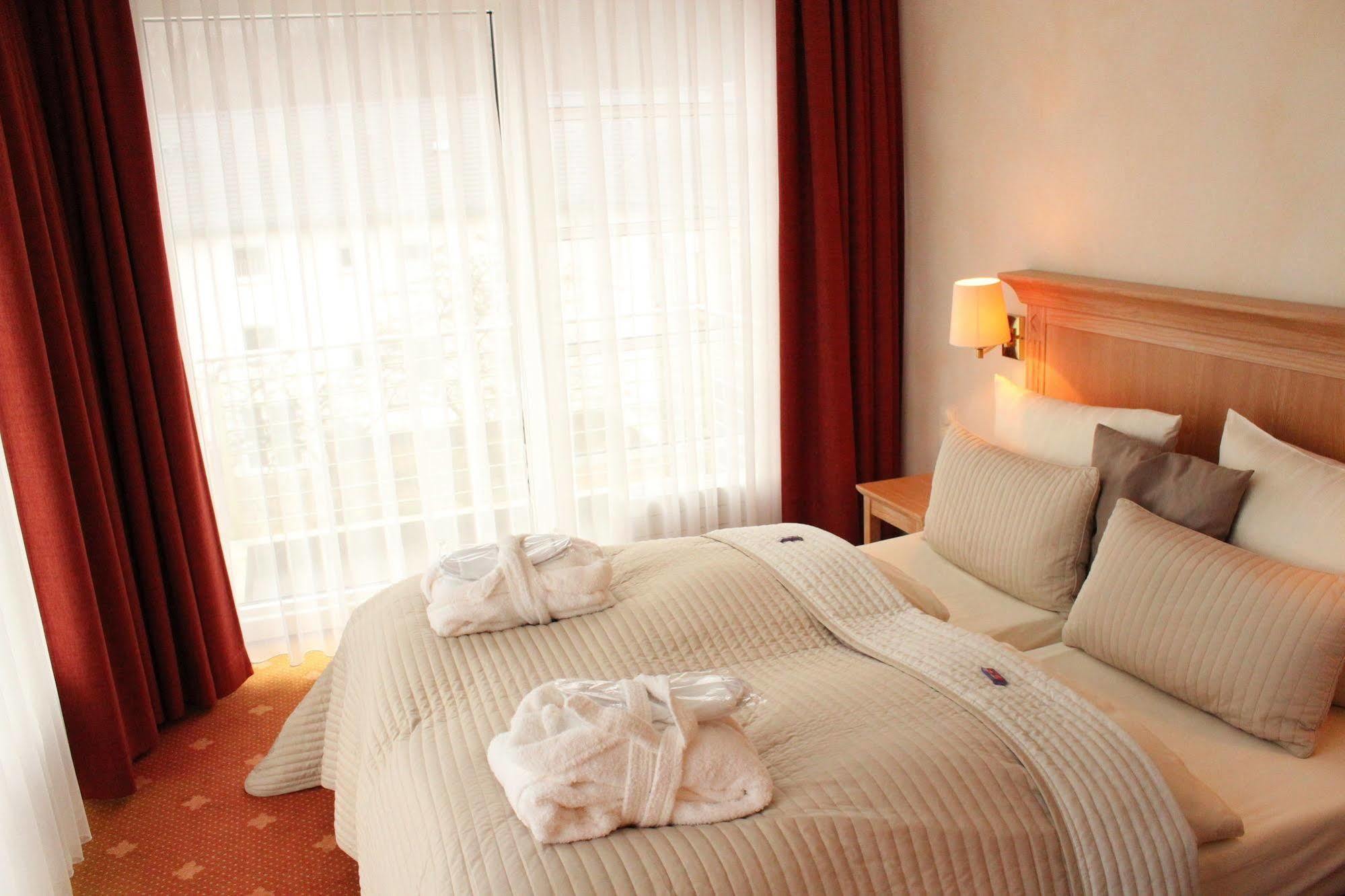 Hotel Villa Gropius Тимендорфер Странд Екстериор снимка