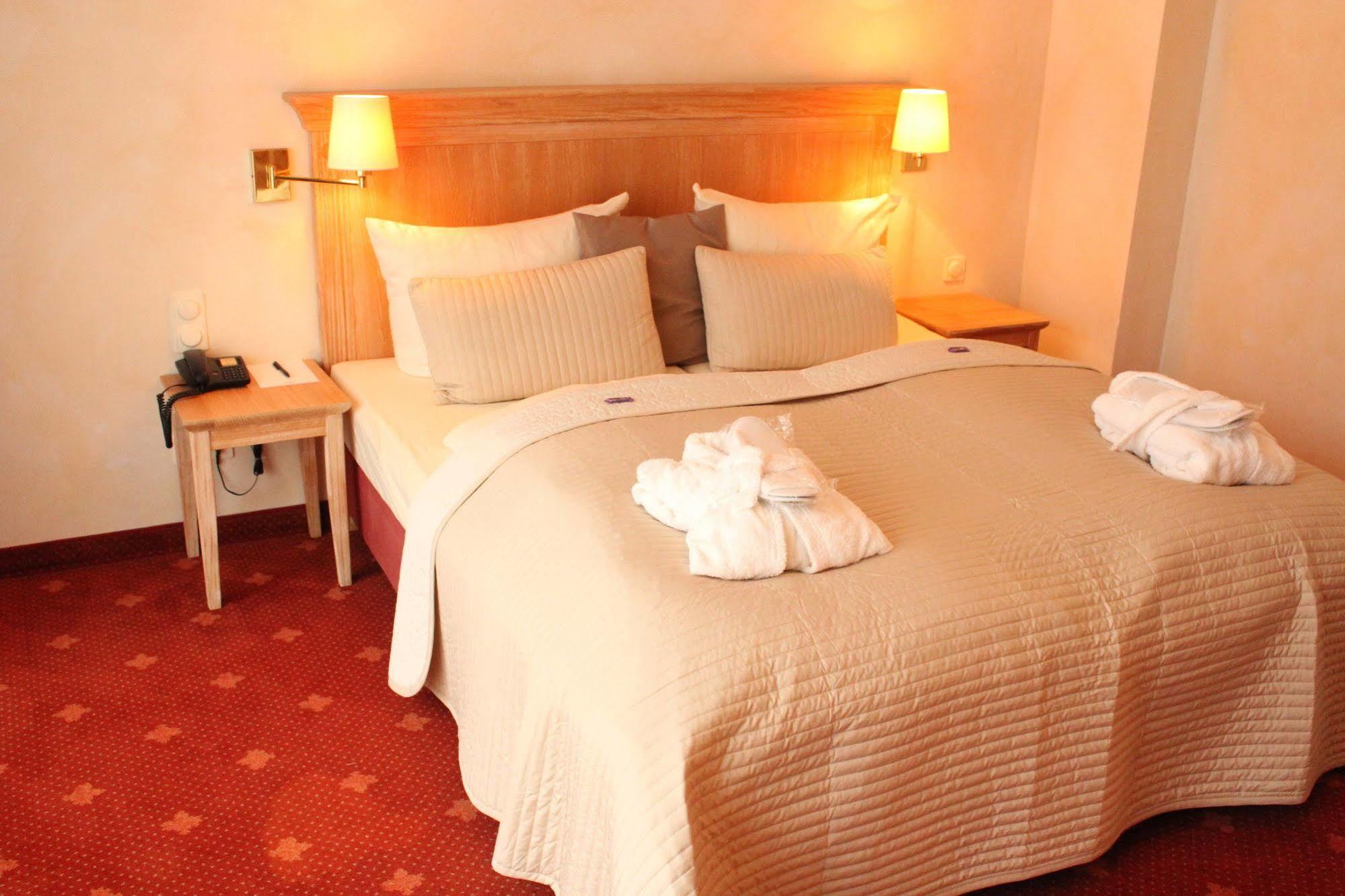Hotel Villa Gropius Тимендорфер Странд Екстериор снимка